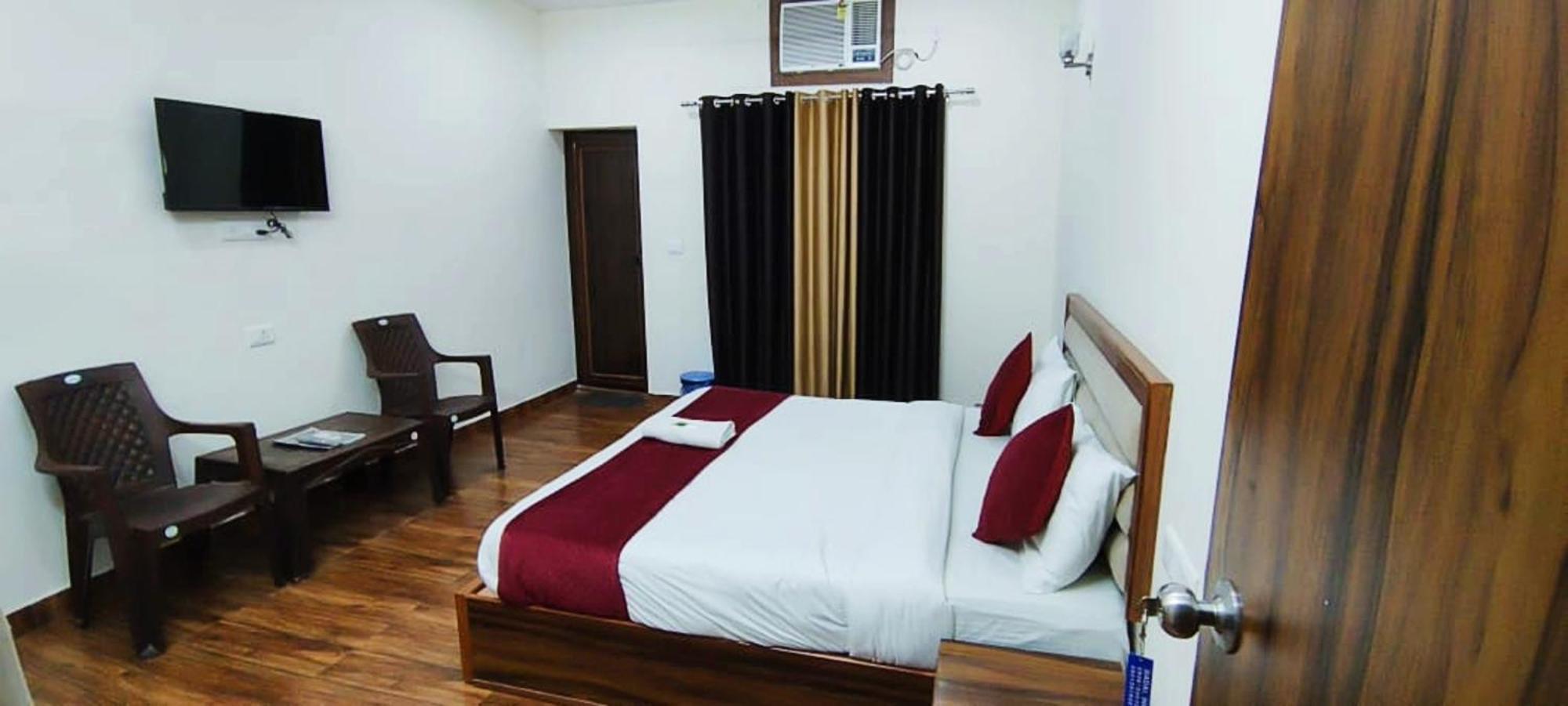 Luxury Rooms In Safdarjung Enclave Near Aiims & Safdarjung Hospital New Delhi Extérieur photo
