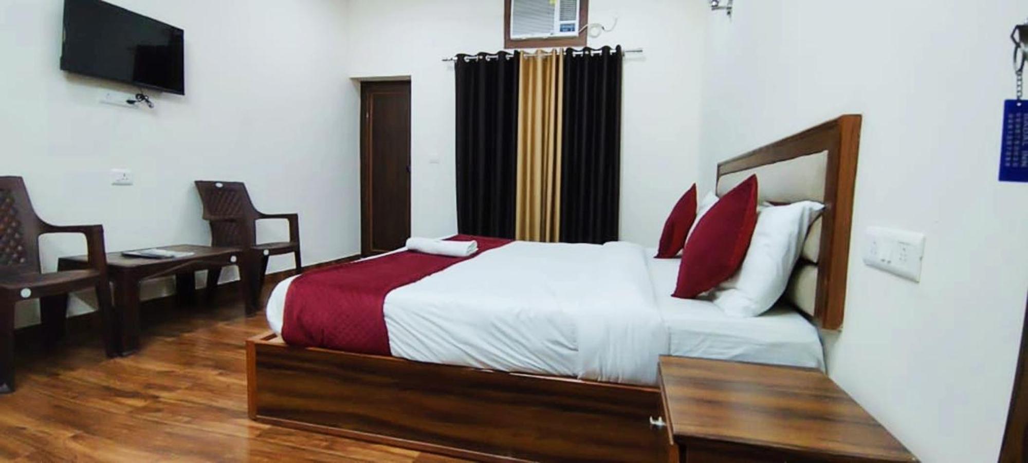 Luxury Rooms In Safdarjung Enclave Near Aiims & Safdarjung Hospital New Delhi Extérieur photo