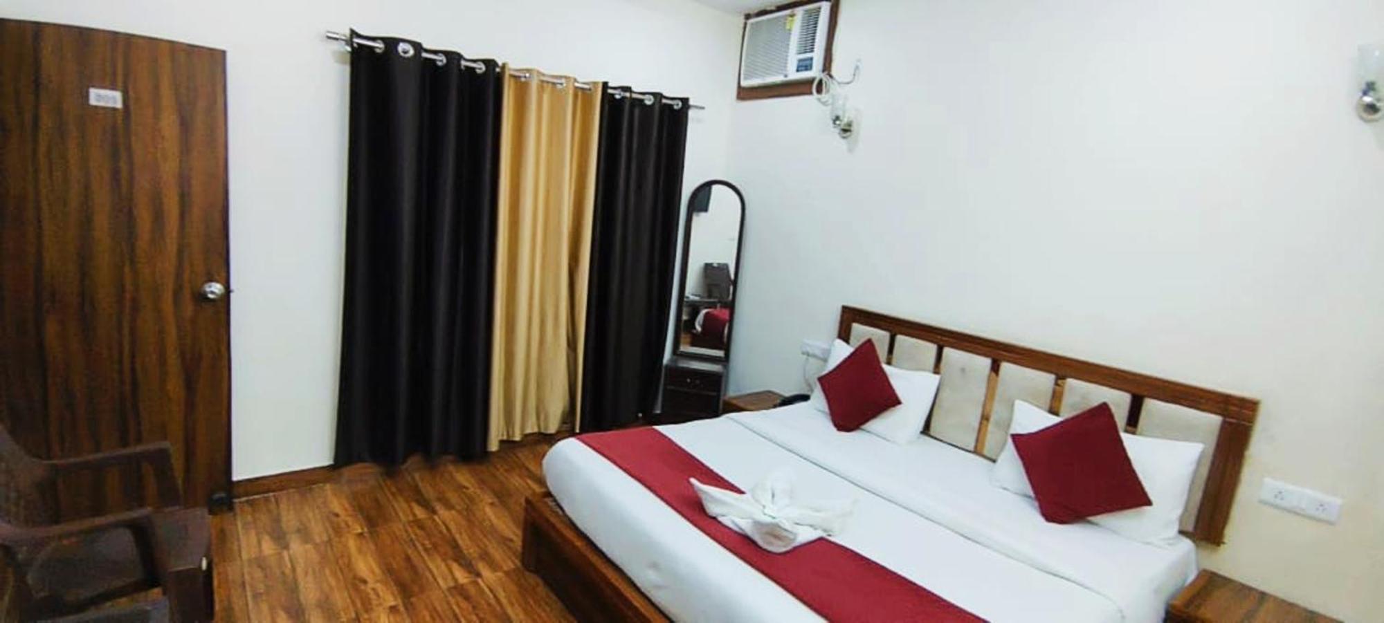 Luxury Rooms In Safdarjung Enclave Near Aiims & Safdarjung Hospital New Delhi Extérieur photo